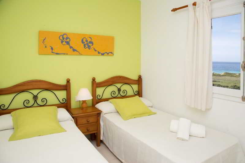Apartamentos Sunsets Son Bou Exterior photo
