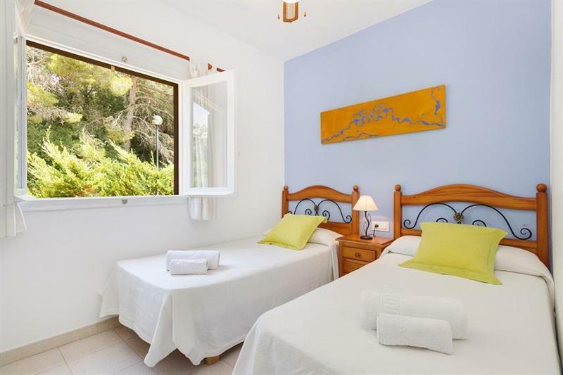 Apartamentos Sunsets Son Bou Exterior photo